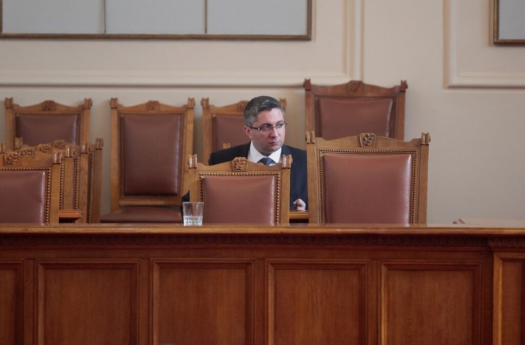 Програмата за саниране трябваше да се планира различно, обяви Нанков