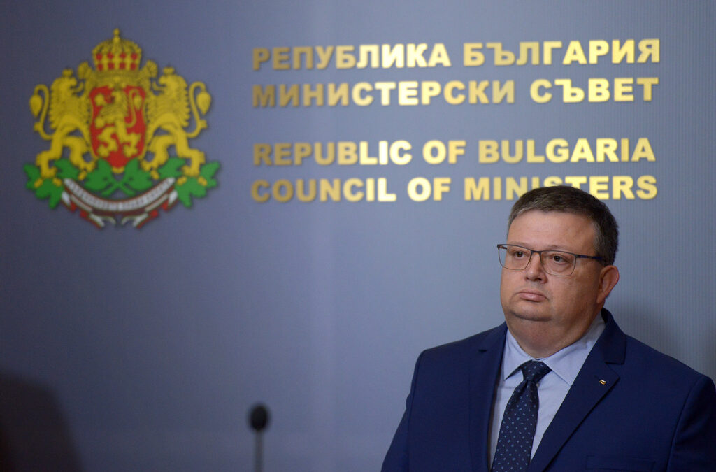 Главният прокурор Сотир Цацаров. Главният прокурор Сотир Цацаров.