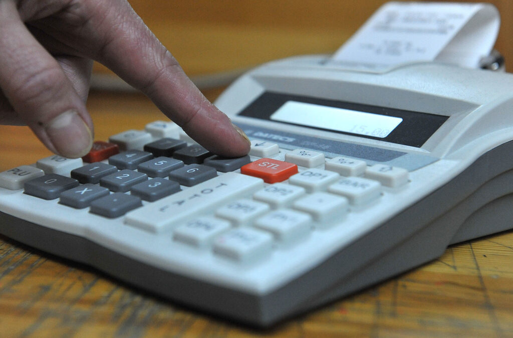От декември ще се продават новите касови апарати, изисквани от търговците