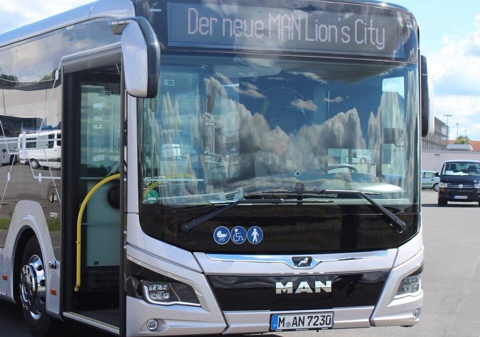 Столичната община ще купи 10 стари дизелови автобуса за превоз до Витоша