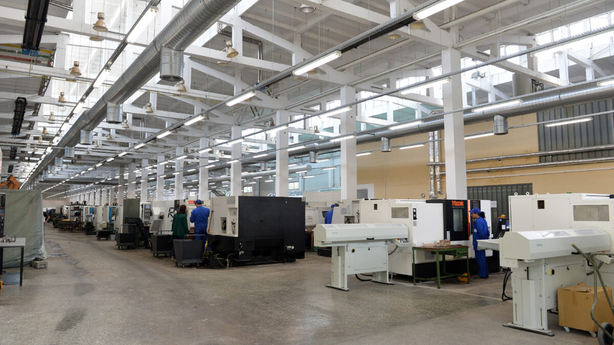 Износът в сектора на продукти, свързани с отбраната, за миналата година отбелязва над 20% растеж, сочат данните на министерството. Износът в сектора на продукти, свързани с отбраната, за миналата година отбелязва над 20% растеж, сочат данните на министерството.