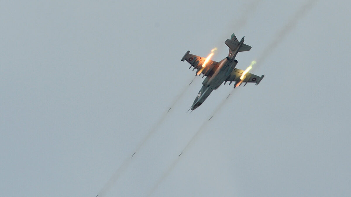 Български Су-25 в действие на учението Saber Guardian 17.