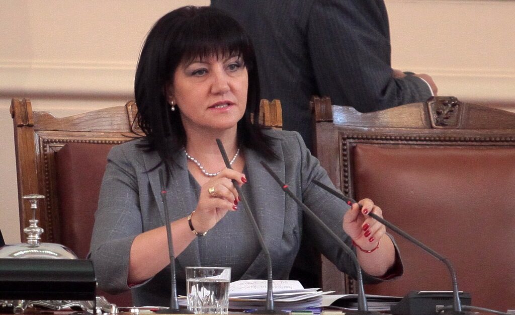 Протестите се опорочават от политически лица, смята Цвета Караянчева