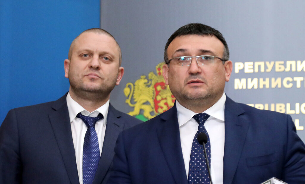 Министърът на вътрешните работи Младен Маринов и директорът на СДВР старши комисар Георги Хаджиев.
