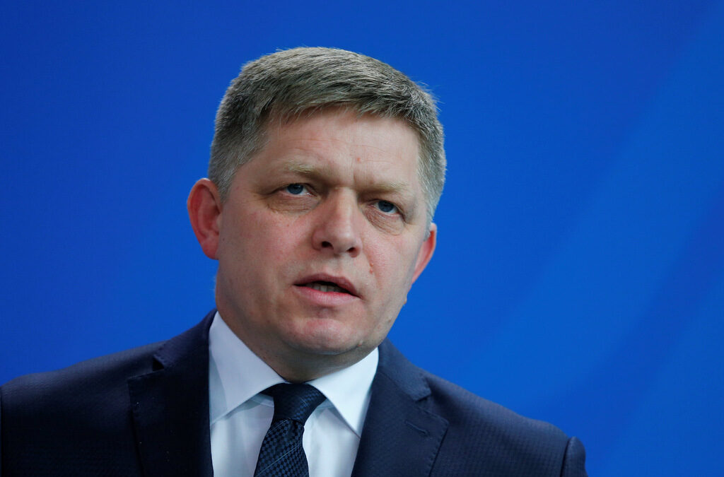 Роберт Фицо