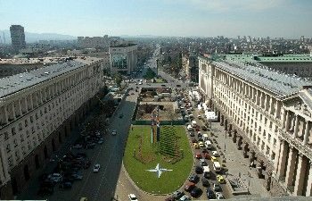 Работници от Бобов дол искат да правят палатков лагер пред президентството Работници от Бобов дол искат да правят палатков лагер пред президентството