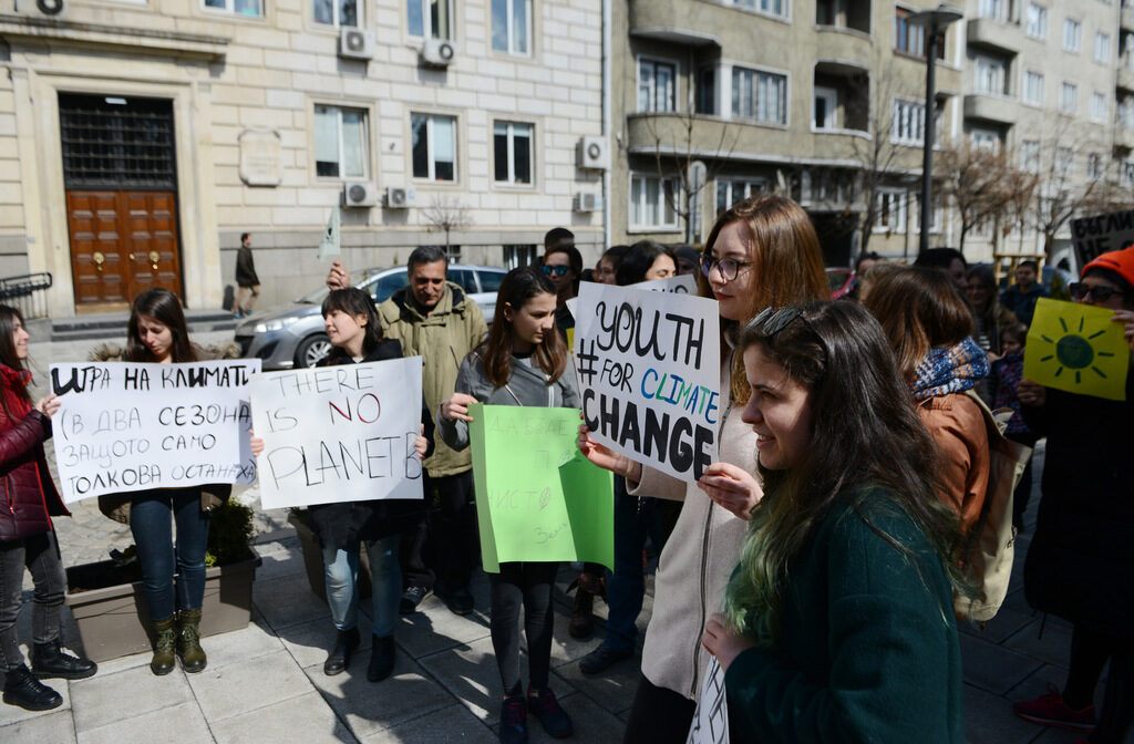 Нов ученически протест срещу промените на климата ще има в София Нов ученически протест срещу промените на климата ще има в София