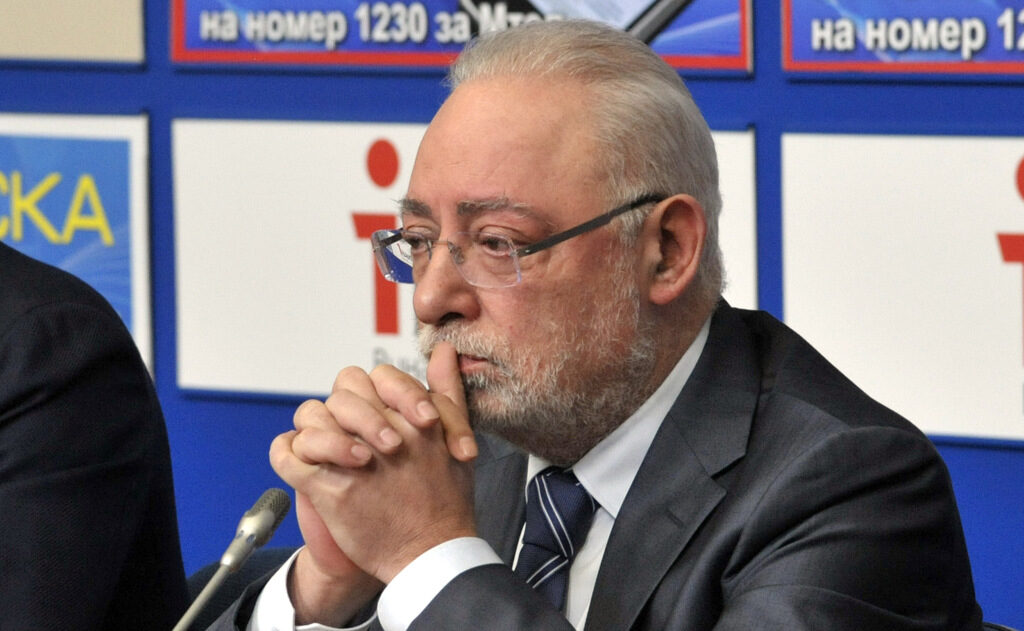Стопанската камара подкрепя обвързване на помощите с квалификация и ограмотяване