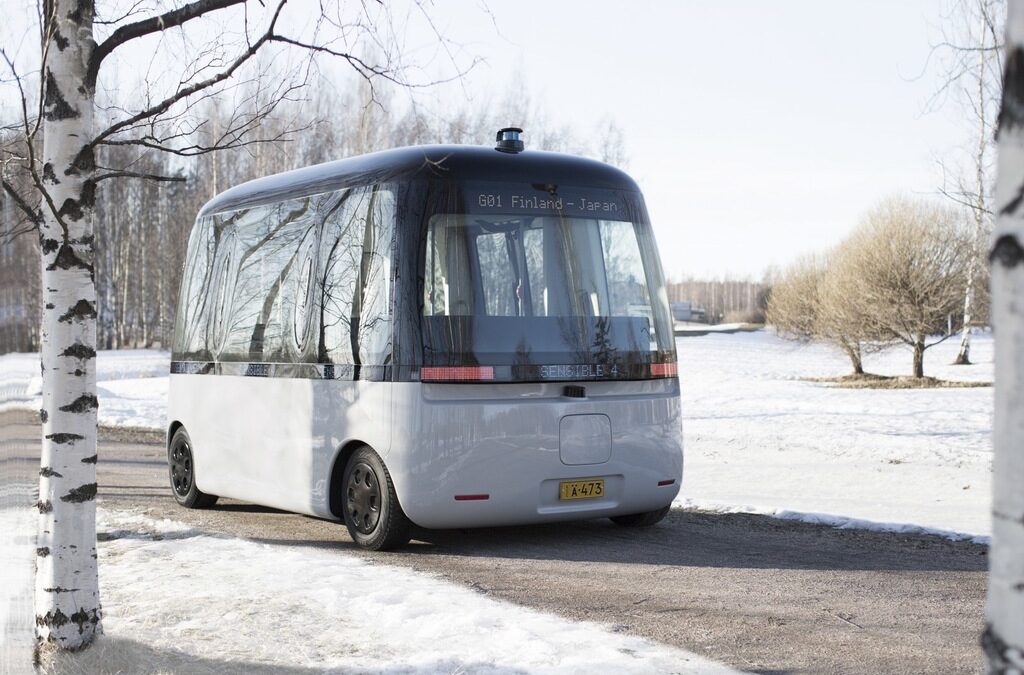 Във Финландия тръгна първи автономен бус за всякакви атмосферни условия Във Финландия тръгна първи автономен бус за всякакви атмосферни условия