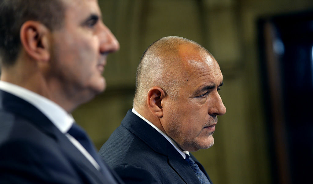 Като ти светнат синята лампа Като ти светнат синята лампа