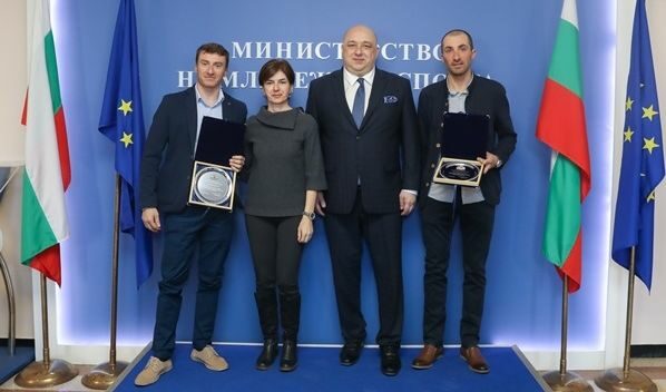 Кралев поиска 3-годишен план за развитие от федерацията по биатлон