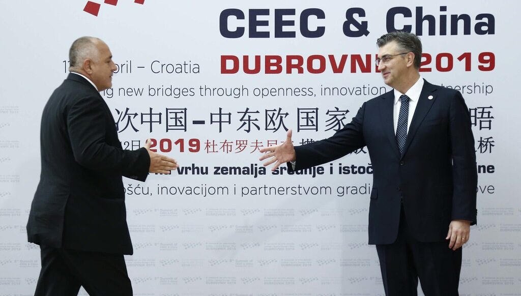 Борисов се ръкува с премиера на Хърватия Андрей Пленкович