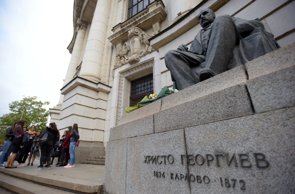 Чуждите студенти се увеличават, най-много са гърците и британците