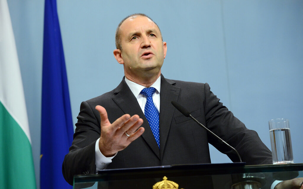 Румен Радев