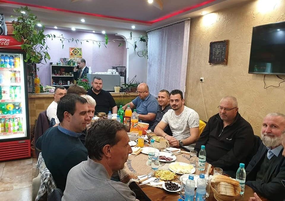 Делян Пеевски все пак се появи в кампанията