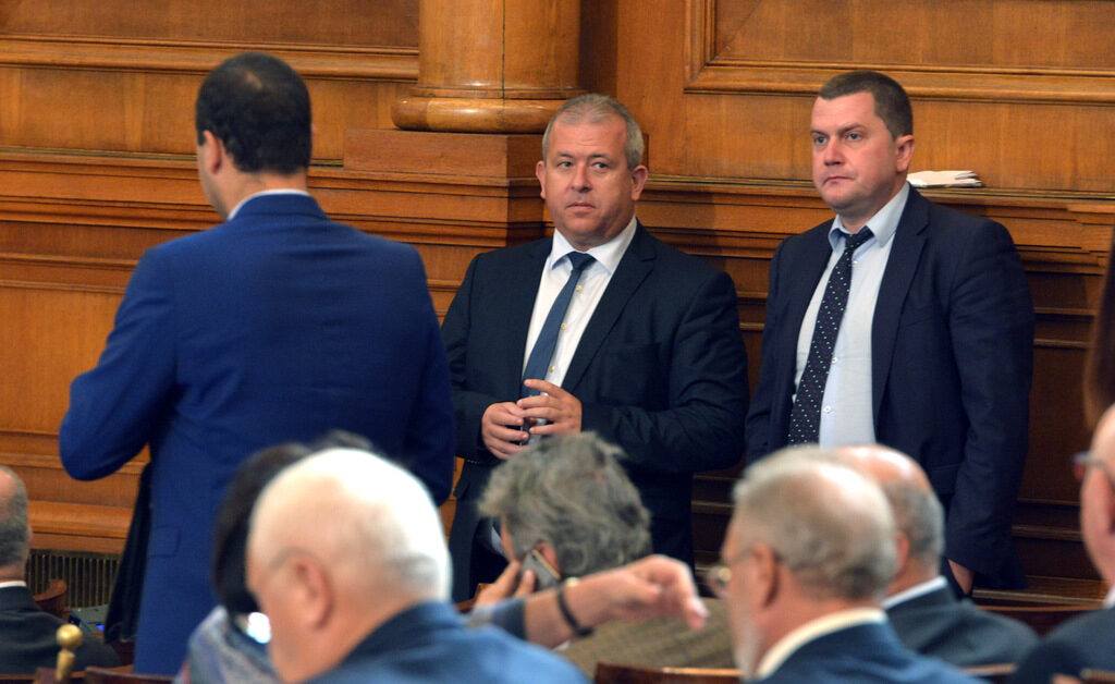 Станислав Владимиров (вдясно) ще е кандидат на БСП за кмет на Перник. Станислав Владимиров (вдясно) ще е кандидат на БСП за кмет на Перник.