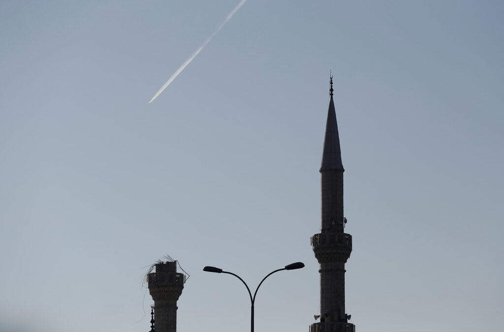 Няма българи, пострадали от земетресението в Истанбул