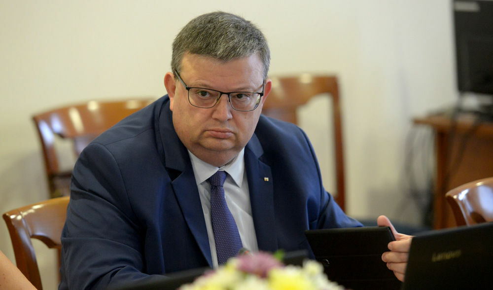 Сотир Цацаров