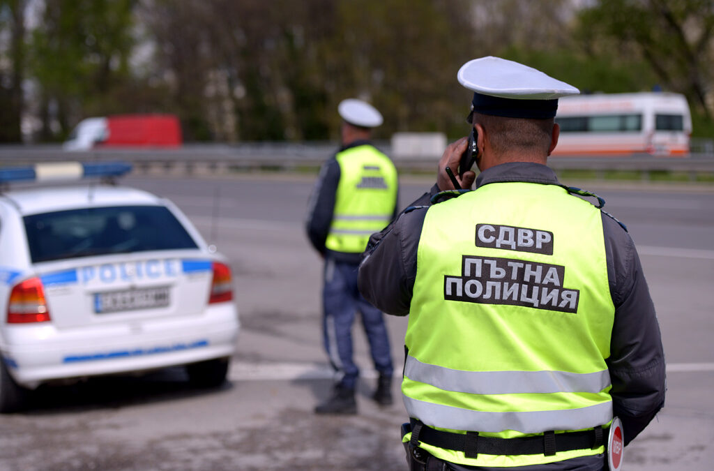 Налагането на глоби за неподготвени за зимата автомобили започва от днес
