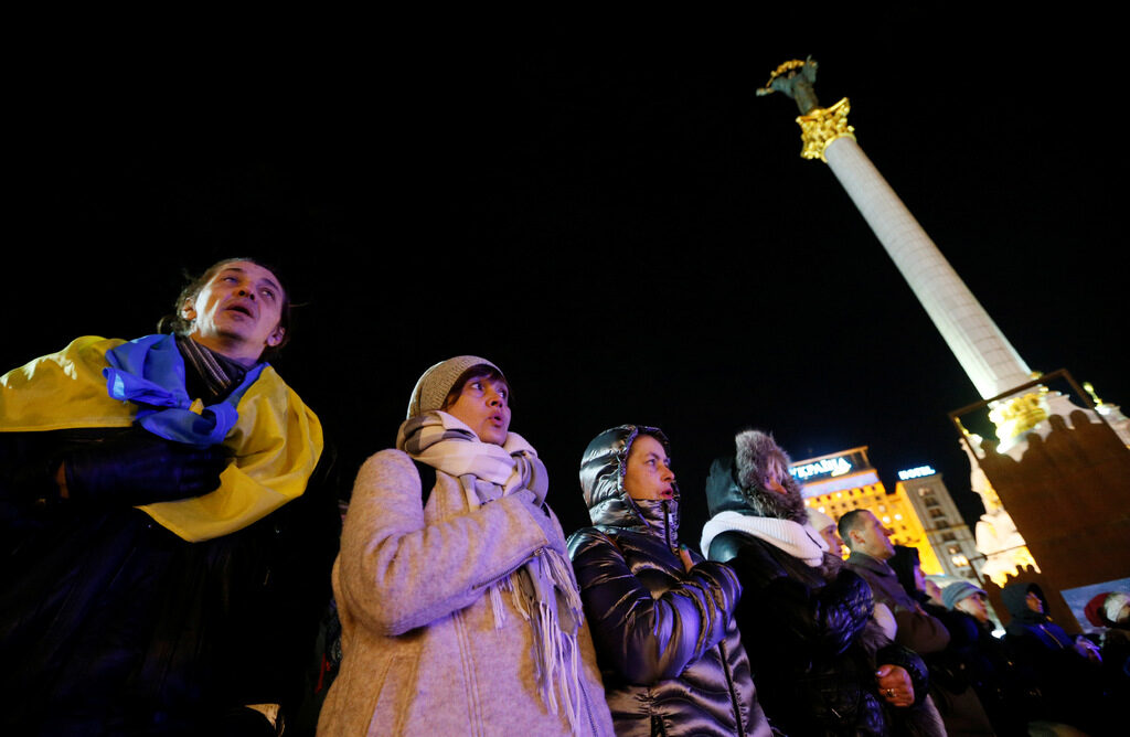 Протест в Киев срещу капитулацията пред Русия