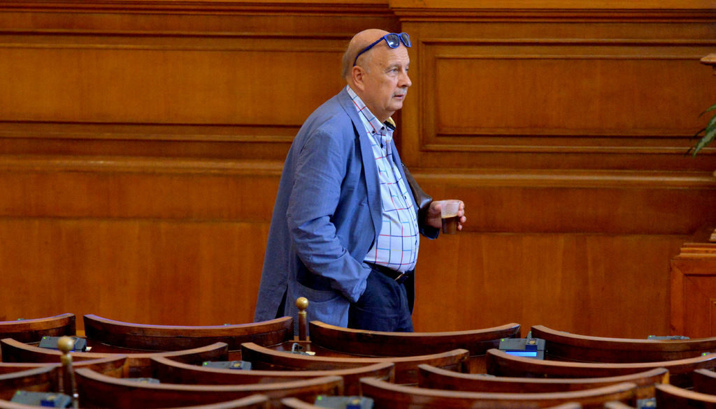 Марков има възможност пак да се извиси от трибуната на Народното събрание, този път като депутат от гражданската квота на ГЕРБ.