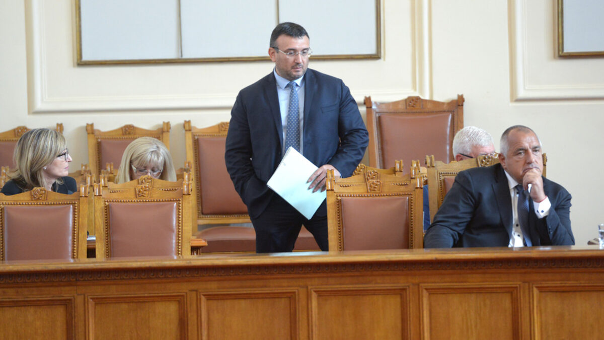 Снимката е архивна
