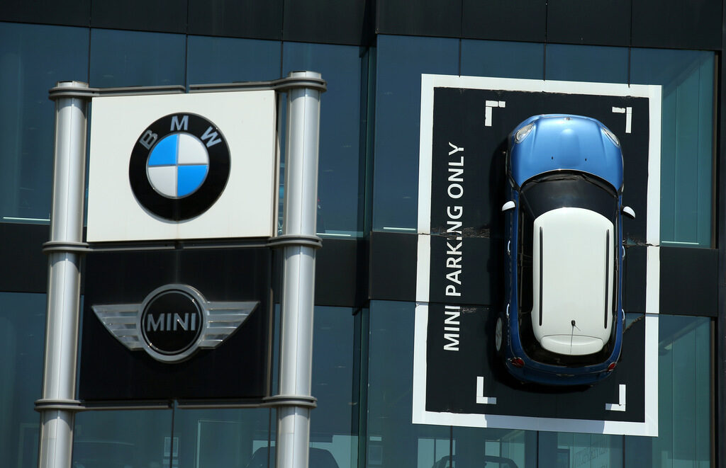 За първите 9 месеца на годината BMW е продала 322 862 автомобила в САЩ, което е увеличение с 1.7% на годишна база и включва и бранда Mini