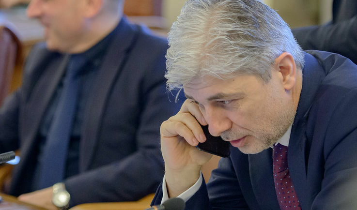 Нено Димов преди заседание на Министерския съвет