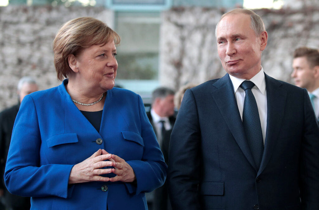 Германският канцлер Ангела Меркел и руският президент Владимир Путин в Берлин