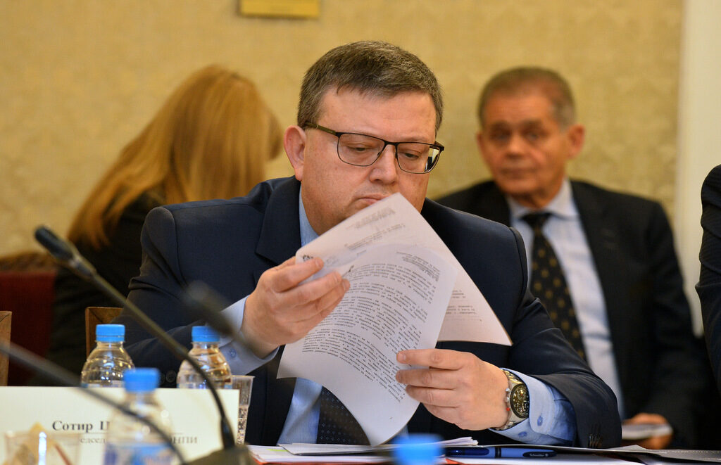 Бившият главен прокурор Сотир Цацаров е начело на КПОКНПИ от по-малко от месец