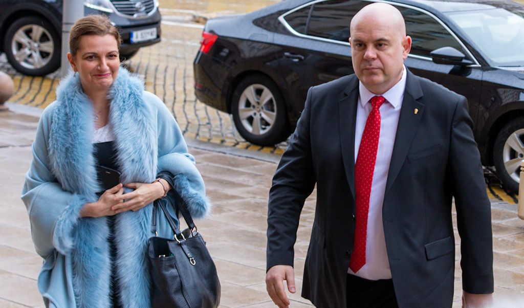 Иван Гешев пристига за среща с президента преди подписването на указа му за главен прокурор