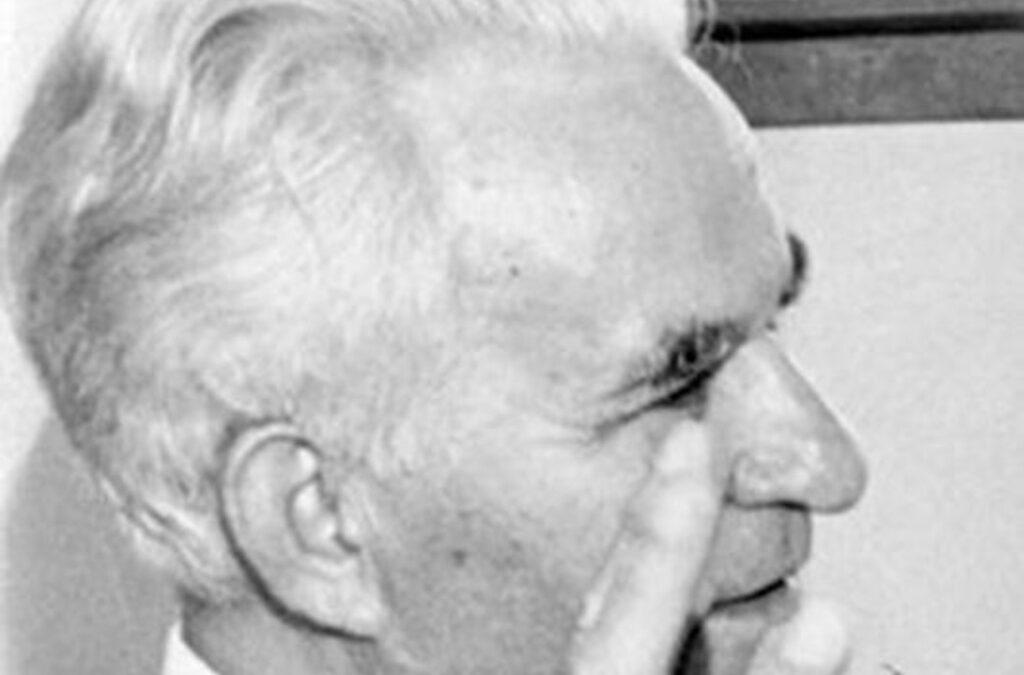 Никола Долапчиев