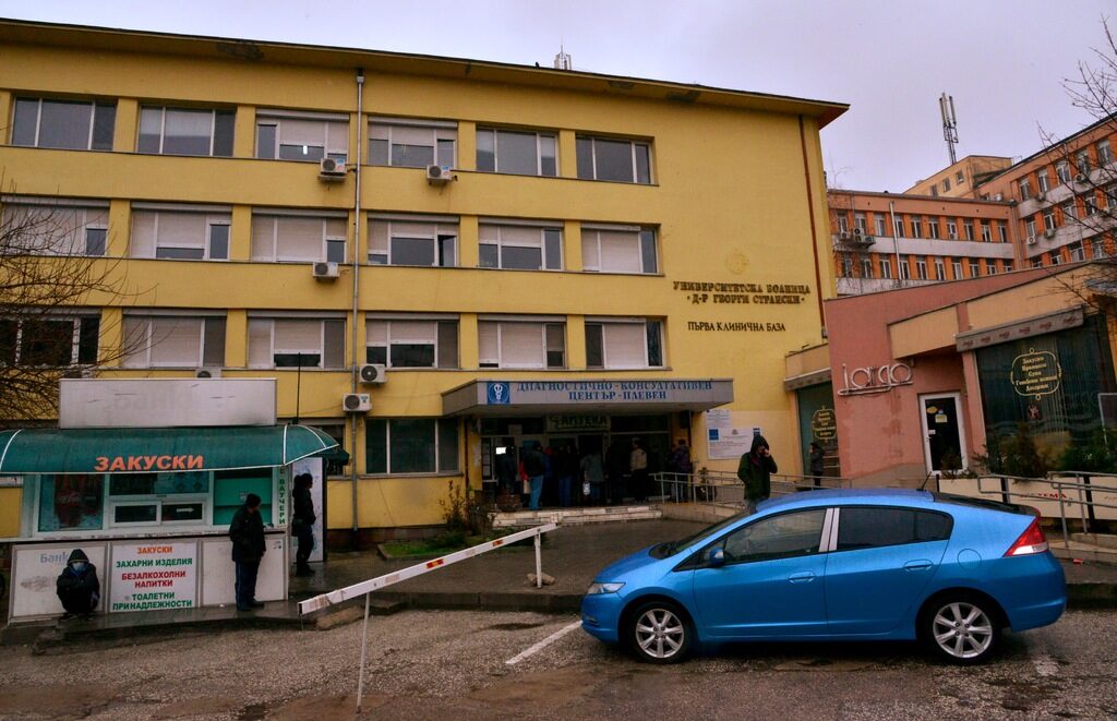 Здравният министър се скара за ограничения в болницата в Плевен