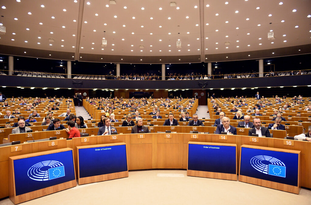 Заради коронавируса Европарламентът съкрати сесията си тази седмица