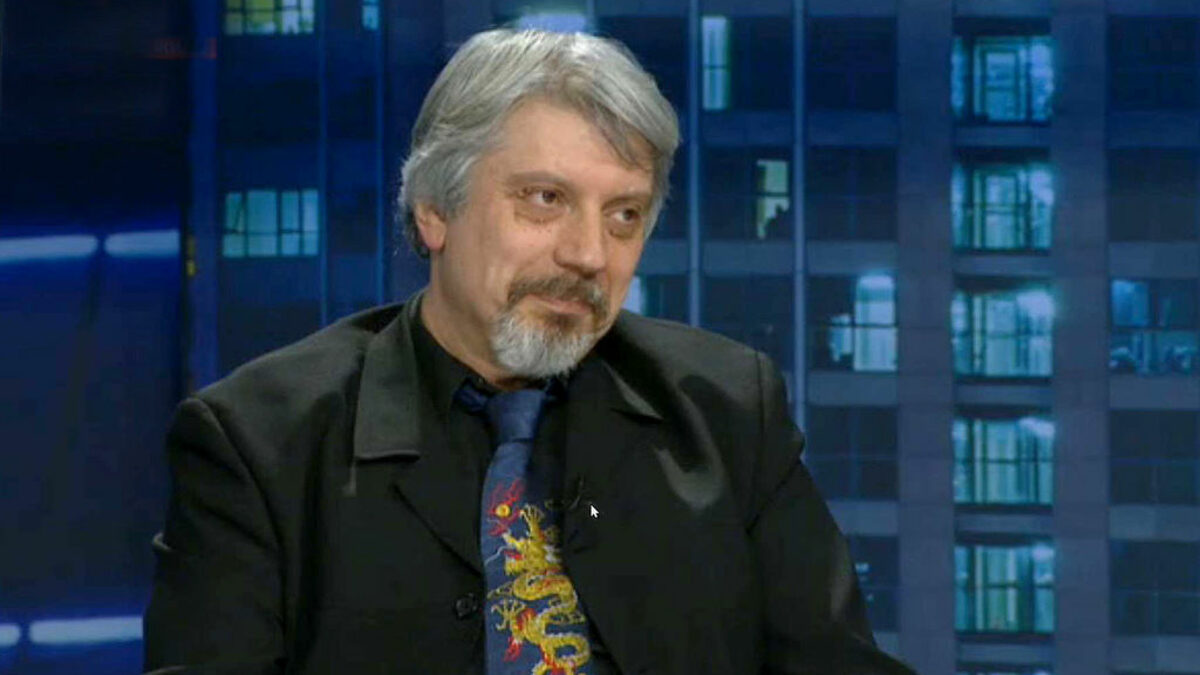 Проф. Николай Витанов: Ако карантината се спазва, през юни ще сме прескочили медицинската част от кризата Проф. Николай Витанов: Ако карантината се спазва, през юни ще сме прескочили медицинската част от кризата