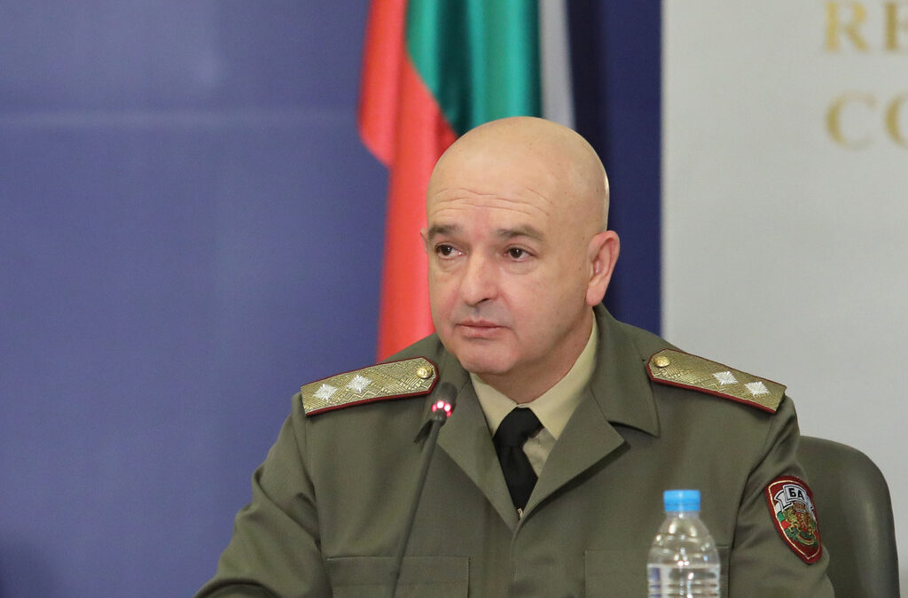 Коронавирусът в България: Забранява се влизането и излизането от София (хронология)