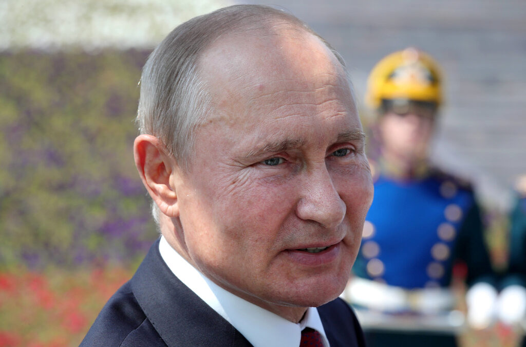 Руска телевизия приписа на Путин окупирането на летището в Прищина през 1999 г. Руска телевизия приписа на Путин окупирането на летището в Прищина през 1999 г.