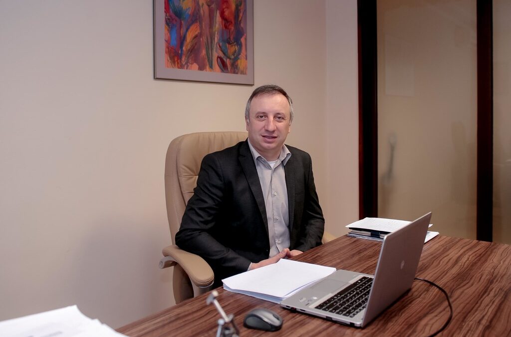 Тихомир Тошев, "Кредит център": COVID-19 отказа от потребителски заем половината клиенти Тихомир Тошев, "Кредит център": COVID-19 отказа от потребителски заем половината клиенти