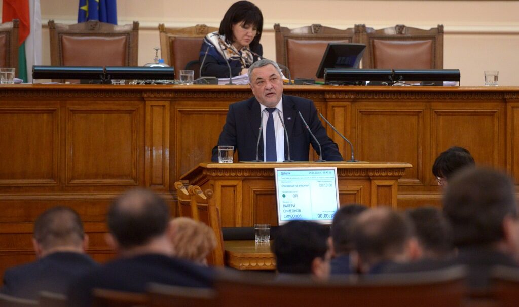Валери Симеонов: Няма да позволим тотото да заеме нишата на "Национална лотария"