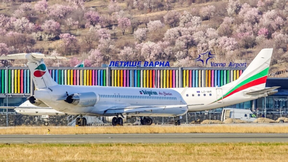 Летище Варна