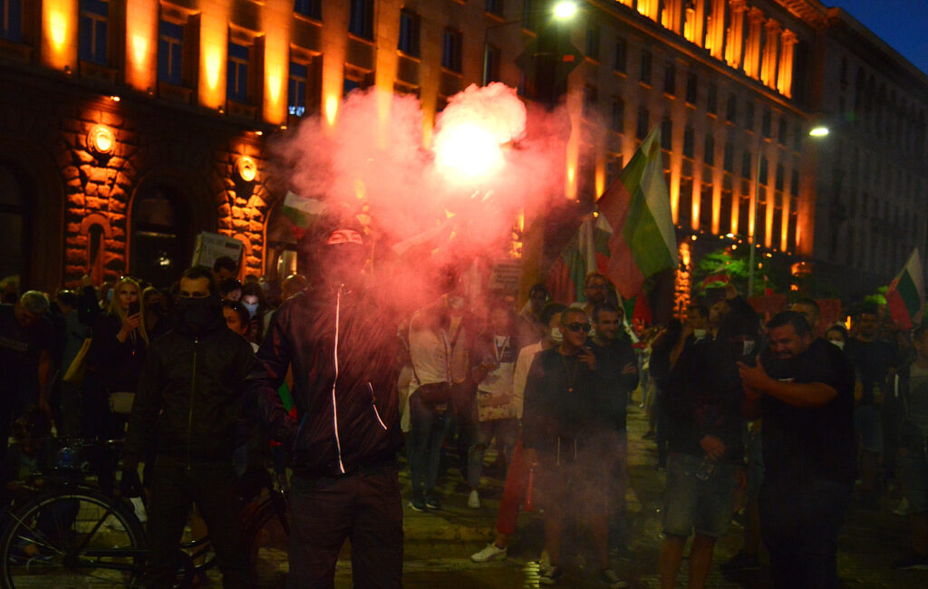 Еврокомисията подкрепя мирните протести