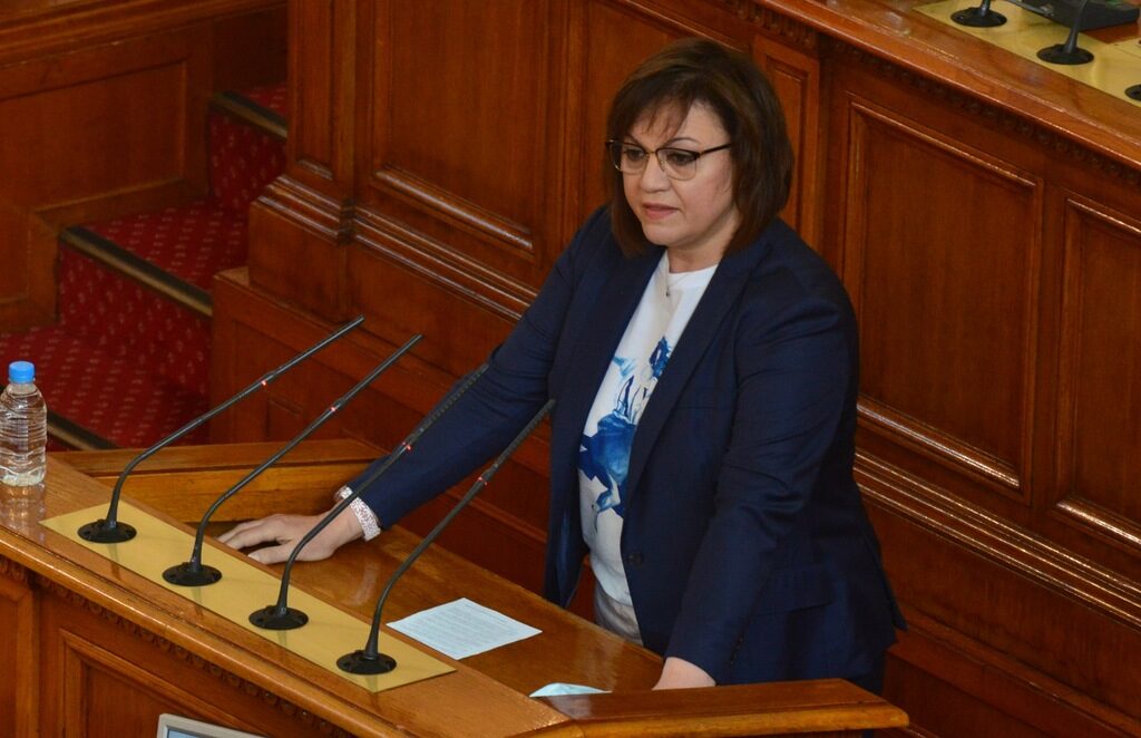 Политическата криза: БСП иска прекъсване на парламентарната ваканция (хронология)
