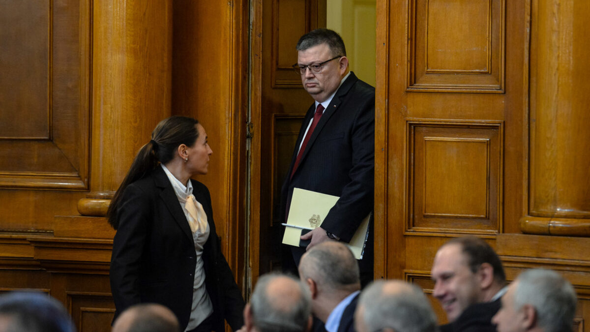 Пет НПО поискаха пълна ревизия на статута, дейността и резултатите на КПКОНПИ и конфискационните закони от 2009 г. досега