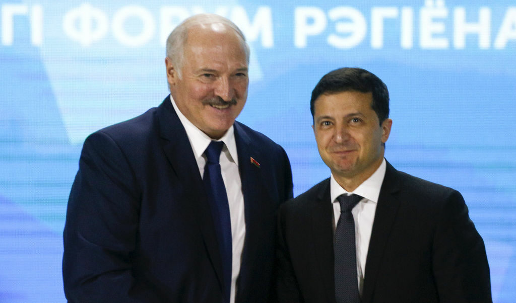 Президентите на Беларус и Украйна, Александър Лукашенко и Володимир Зеленски, октомври 2019 г.