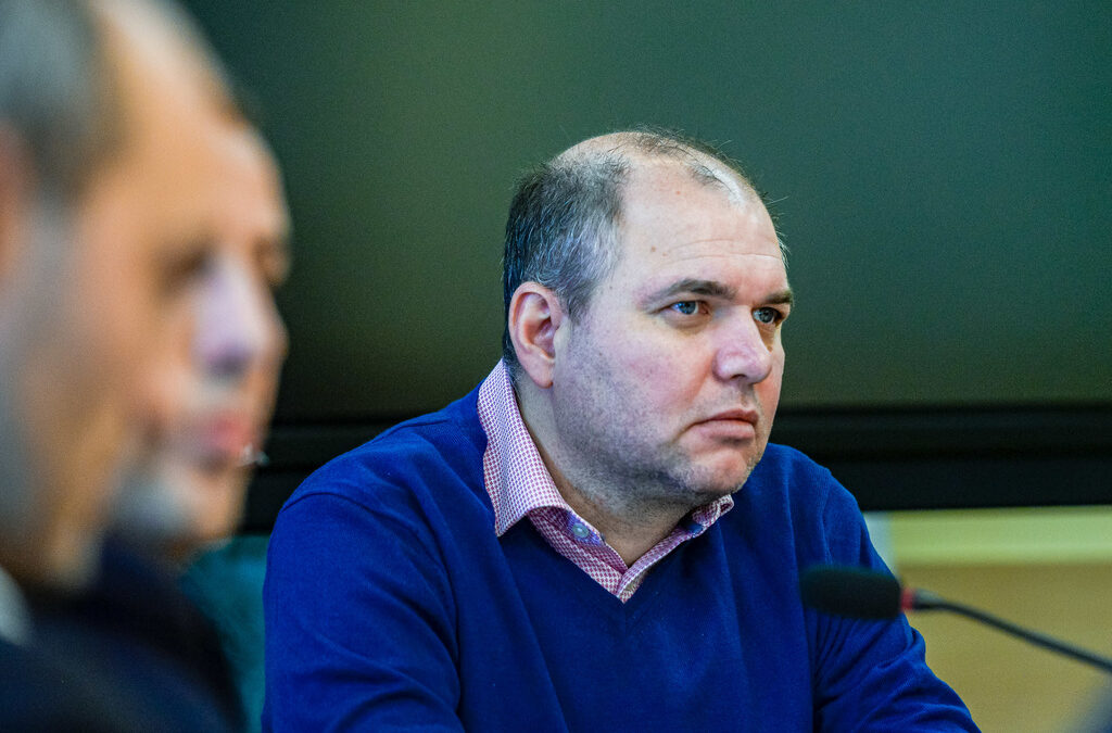 Владислав Панев