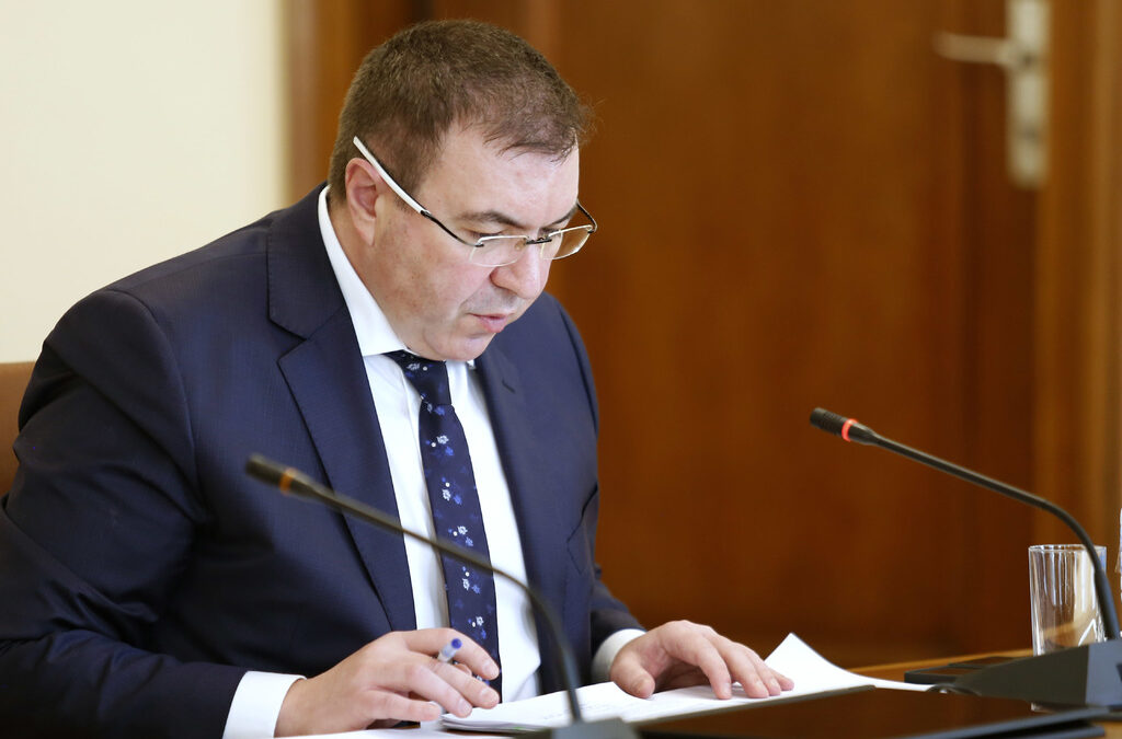 Костадин Ангелов