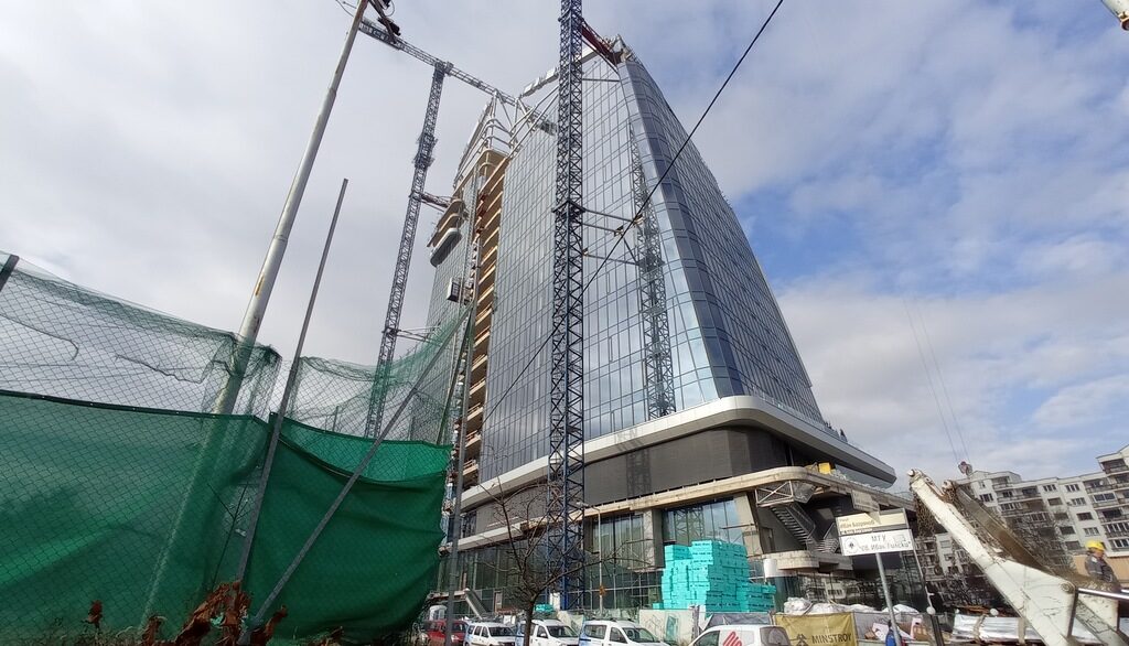 NV Tower вече е почти готов.