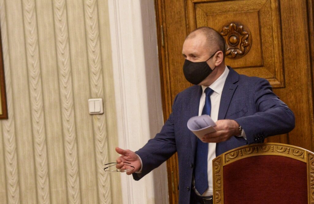 Румен Радев: Олигархията е на Бойко Борисов