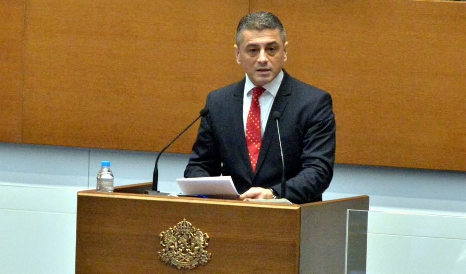 Партията на отцепниците от БСП ще се казва "Българска прогресивна линия" Партията на отцепниците от БСП ще се казва "Българска прогресивна линия"