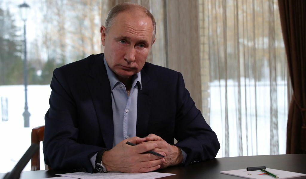 Путин препоръча забрана публично да се приравняват ролите на СССР и нацистите във войната